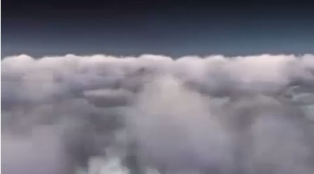 دانلود فوتیج حرکت بر فراز آسمانFlyover