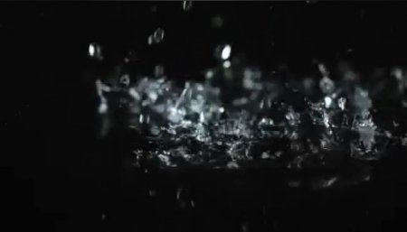 دانلود فوتیج slow motion ریختن قطرات آب
