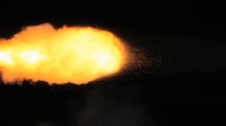 دانلود فوتیج انفجار آتش به صورت عرضی